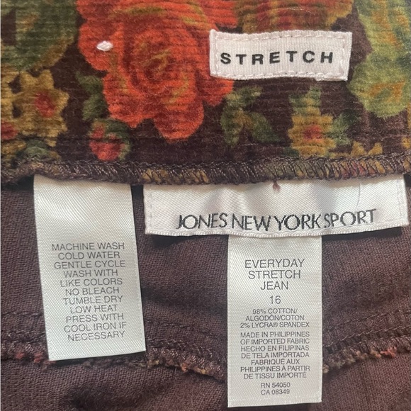 Jones NY Sport stretch corduroy floral pant in size 16 - Picture 6 of 7